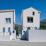 Luxury Seaview - Luna Apartmán