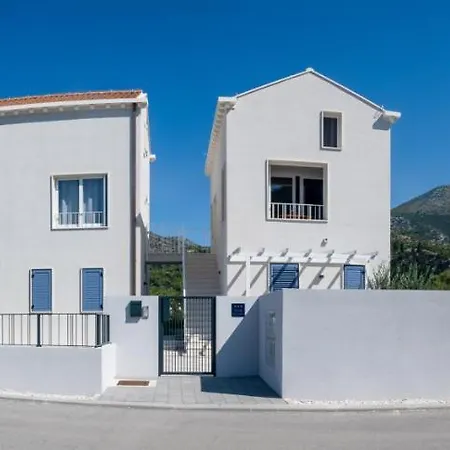 Luxury Seaview - Luna Apartment