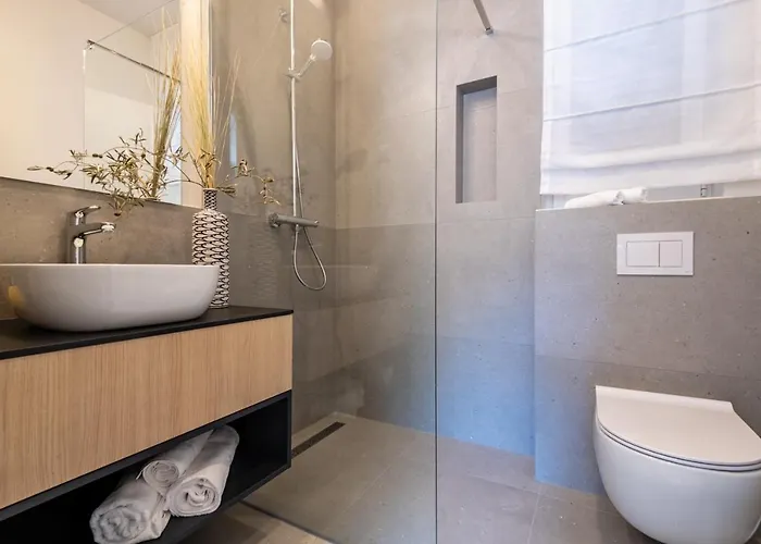 Luxury Seaview - Luna Apartman *